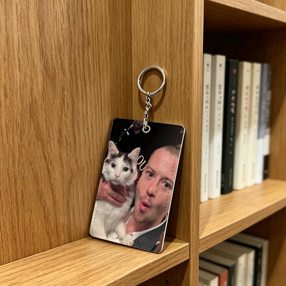 actor J-Joseph Quinn Cat Badge - Leather Working 评论和价格